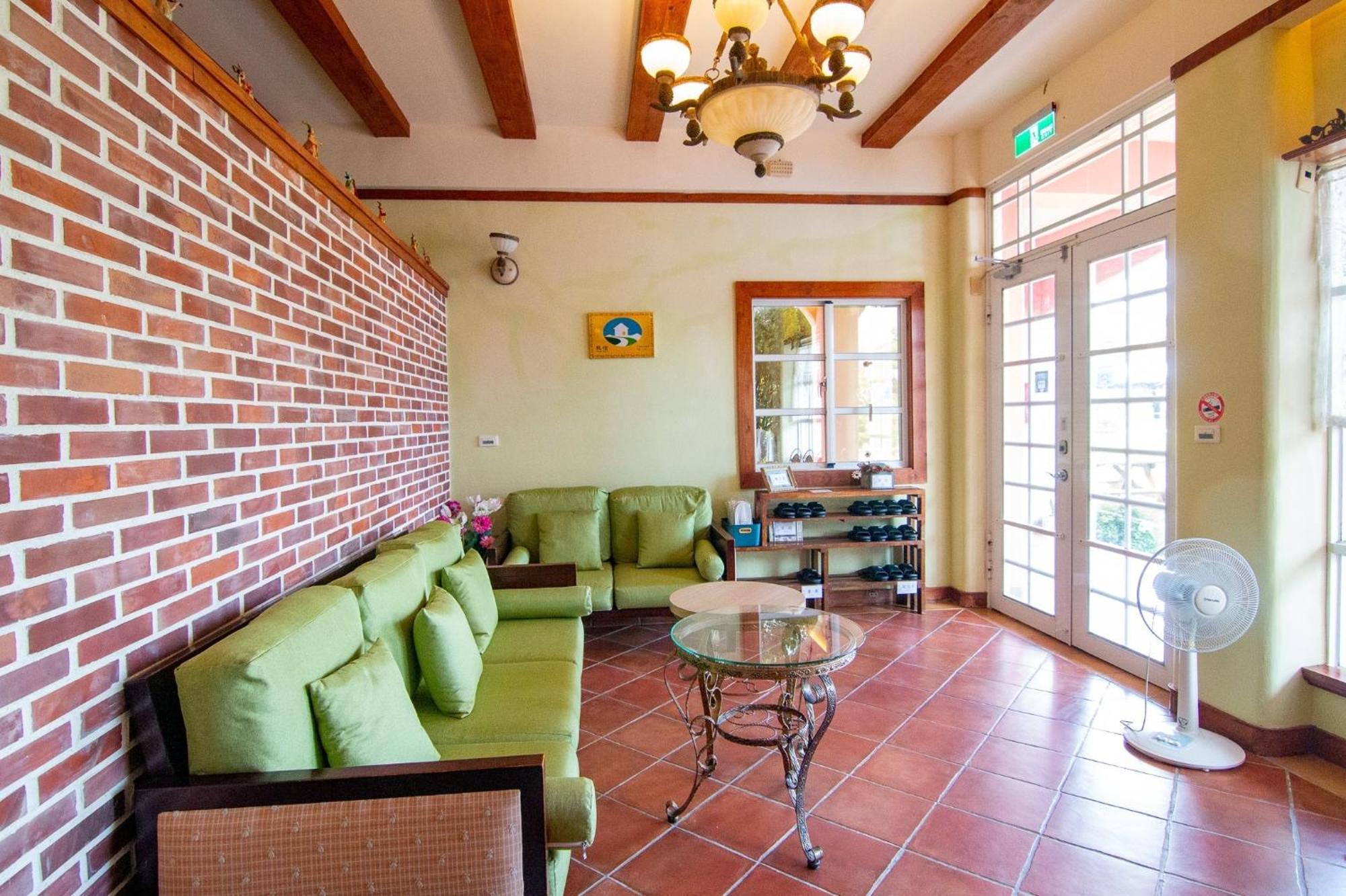 Kenting Avignon Bed and Breakfast Heng-ch'un Eksteriør billede